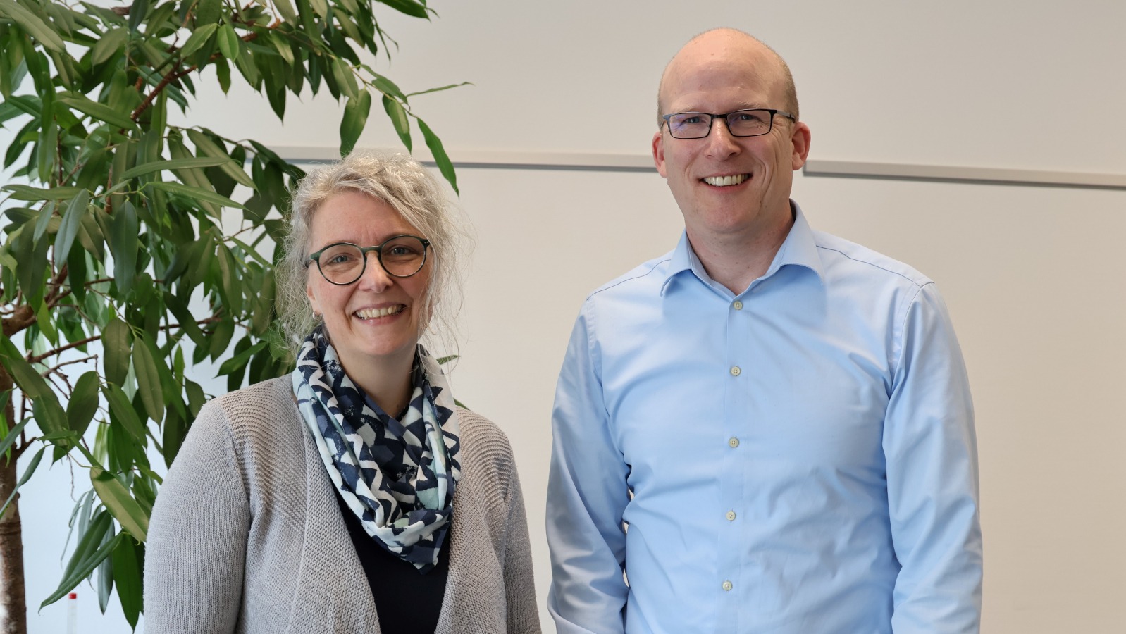 Susanne Krueger Und Steve Impey Web